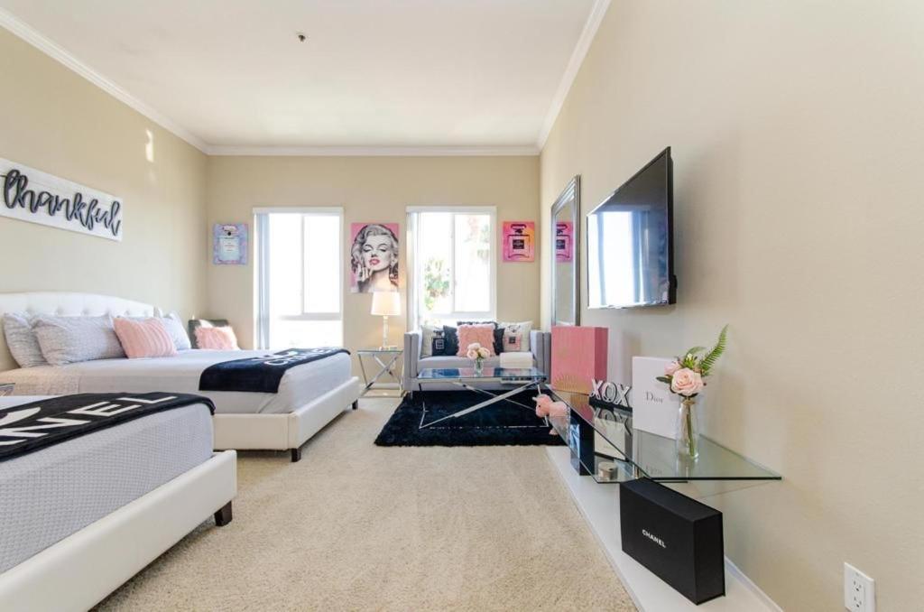 Loft Apartments At Hollywood Free Parking Close To Studios Universal Los Angeles Esterno foto